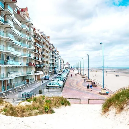 Chic Urban Seaside 公寓