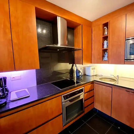 Chic Urban Seaside *